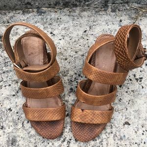 Vionic Strappy Block Heels